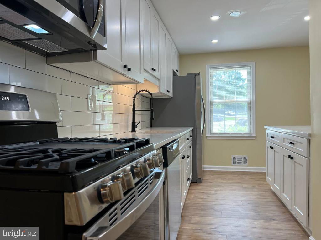 1412 MILBANK RD, WOODBRIDGE, Virginia 22191, 3 Bedrooms Bedrooms, ,3 BathroomsBathrooms,Residential,For sale,1412 MILBANK RD,VAPW2100006 MLS # VAPW2100006