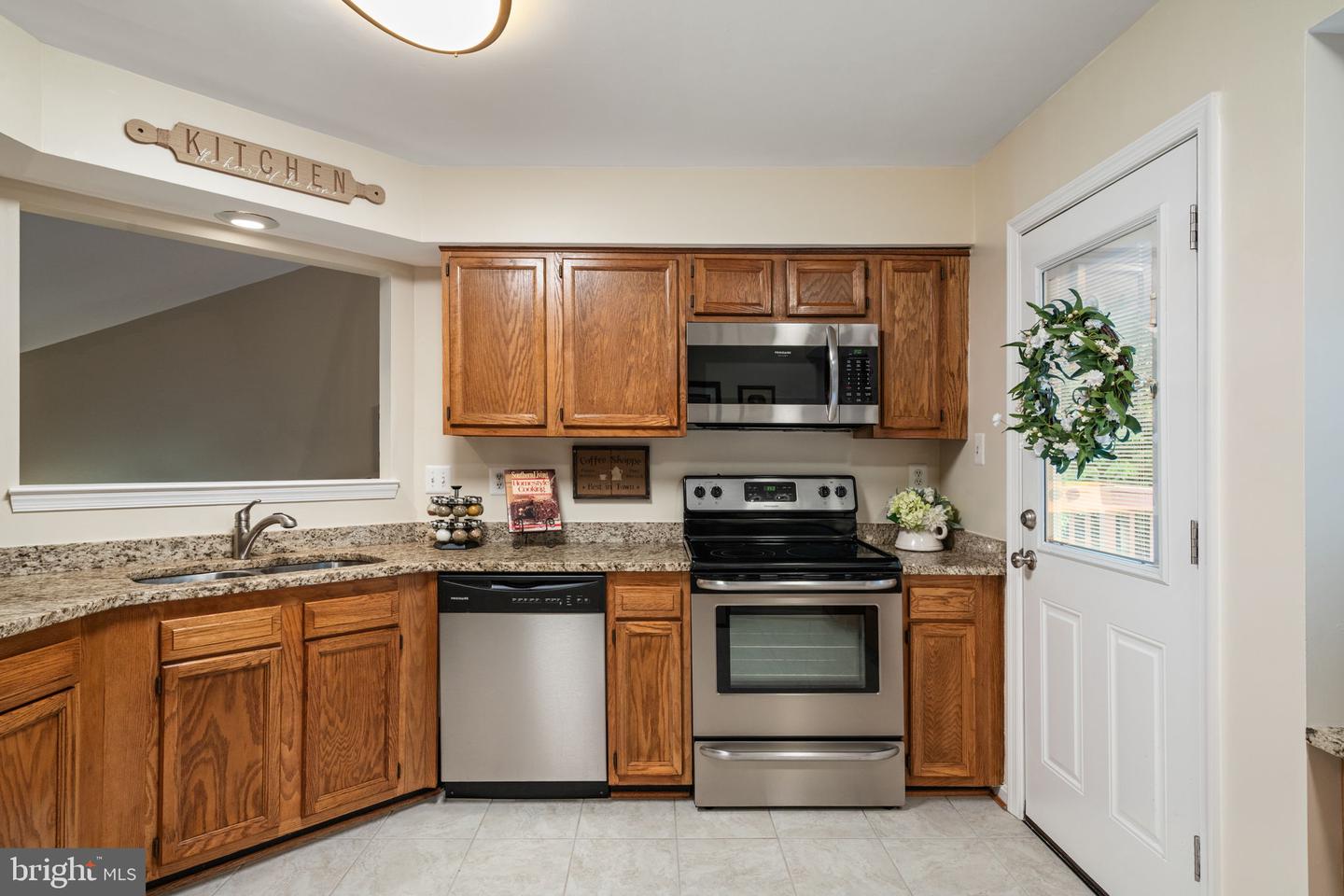 5360 SATTERFIELD DR, WOODBRIDGE, Virginia 22193, 4 Bedrooms Bedrooms, ,3 BathroomsBathrooms,Residential,For sale,5360 SATTERFIELD DR,VAPW2100022 MLS # VAPW2100022