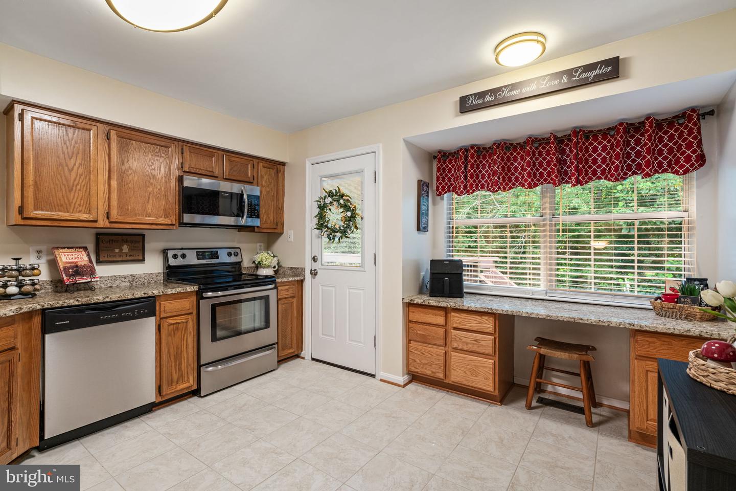 5360 SATTERFIELD DR, WOODBRIDGE, Virginia 22193, 4 Bedrooms Bedrooms, ,3 BathroomsBathrooms,Residential,For sale,5360 SATTERFIELD DR,VAPW2100022 MLS # VAPW2100022