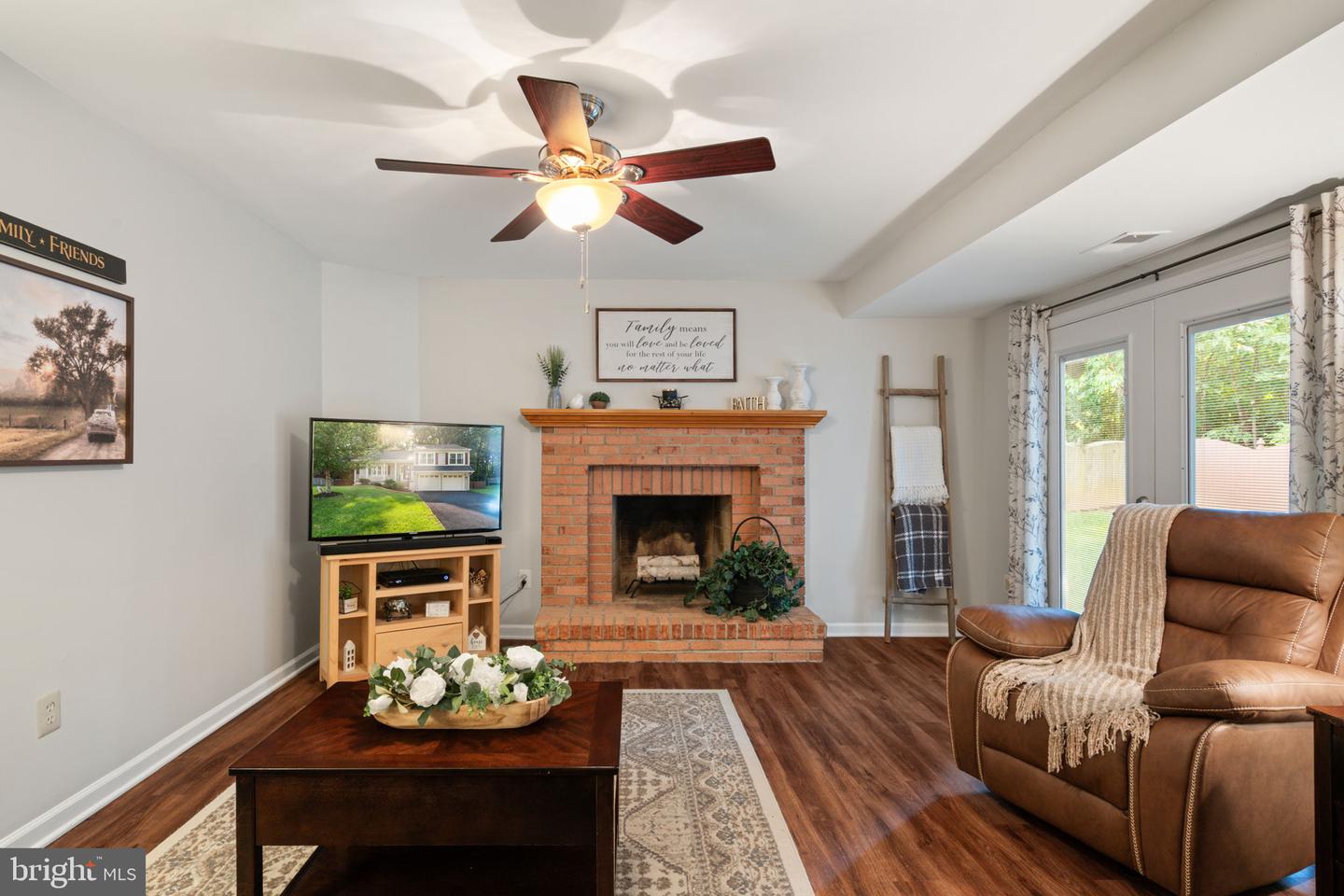 5360 SATTERFIELD DR, WOODBRIDGE, Virginia 22193, 4 Bedrooms Bedrooms, ,3 BathroomsBathrooms,Residential,For sale,5360 SATTERFIELD DR,VAPW2100022 MLS # VAPW2100022