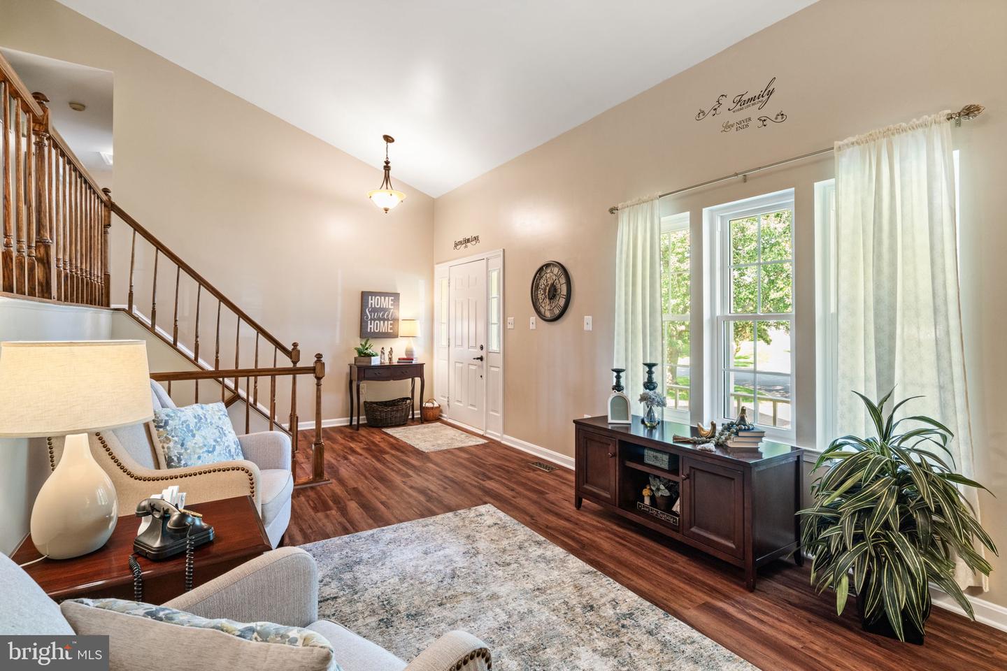 5360 SATTERFIELD DR, WOODBRIDGE, Virginia 22193, 4 Bedrooms Bedrooms, ,3 BathroomsBathrooms,Residential,For sale,5360 SATTERFIELD DR,VAPW2100022 MLS # VAPW2100022