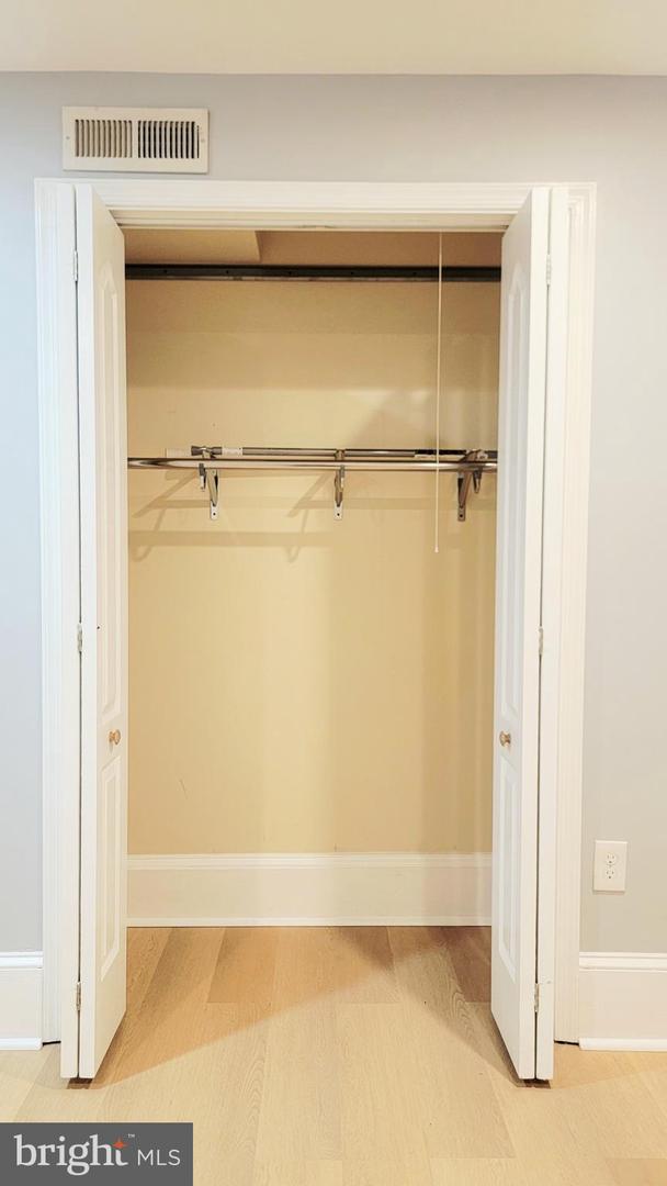 2216 1ST ST NW, WASHINGTON, District Of Columbia 20001, 6 Bedrooms Bedrooms, ,4 BathroomsBathrooms,Residential,For sale,2216 1ST ST NW,DCDC2212146 MLS # DCDC2212146