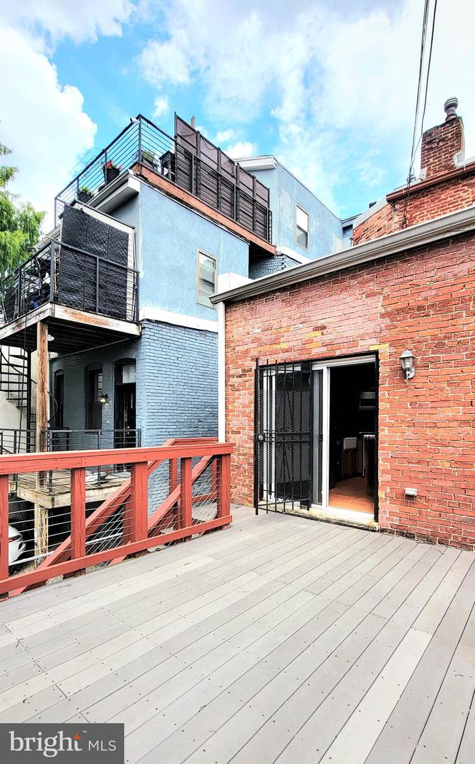 2216 1ST ST NW, WASHINGTON, District Of Columbia 20001, 6 Bedrooms Bedrooms, ,4 BathroomsBathrooms,Residential,For sale,2216 1ST ST NW,DCDC2212146 MLS # DCDC2212146