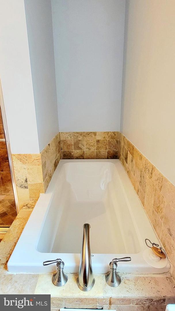 2216 1ST ST NW, WASHINGTON, District Of Columbia 20001, 6 Bedrooms Bedrooms, ,4 BathroomsBathrooms,Residential,For sale,2216 1ST ST NW,DCDC2212146 MLS # DCDC2212146