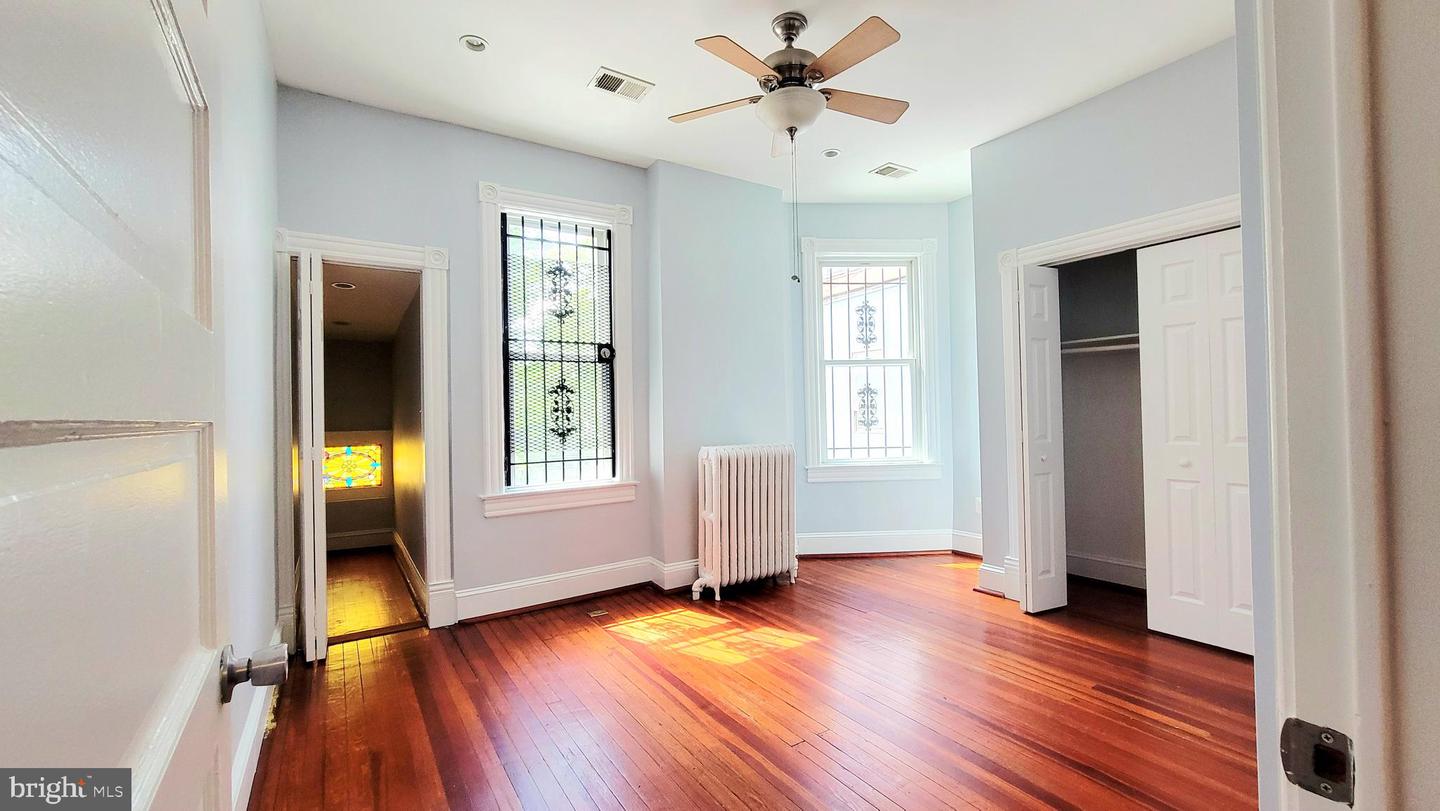 2216 1ST ST NW, WASHINGTON, District Of Columbia 20001, 6 Bedrooms Bedrooms, ,4 BathroomsBathrooms,Residential,For sale,2216 1ST ST NW,DCDC2212146 MLS # DCDC2212146