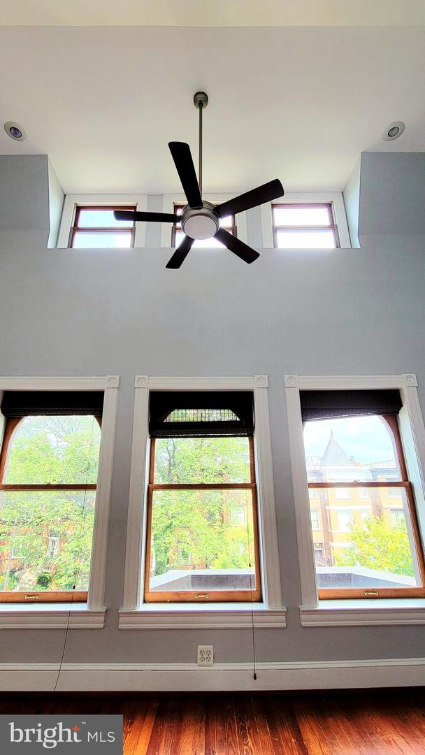 2216 1ST ST NW, WASHINGTON, District Of Columbia 20001, 6 Bedrooms Bedrooms, ,4 BathroomsBathrooms,Residential,For sale,2216 1ST ST NW,DCDC2212146 MLS # DCDC2212146