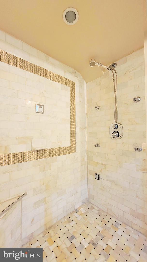 2216 1ST ST NW, WASHINGTON, District Of Columbia 20001, 6 Bedrooms Bedrooms, ,4 BathroomsBathrooms,Residential,For sale,2216 1ST ST NW,DCDC2212146 MLS # DCDC2212146