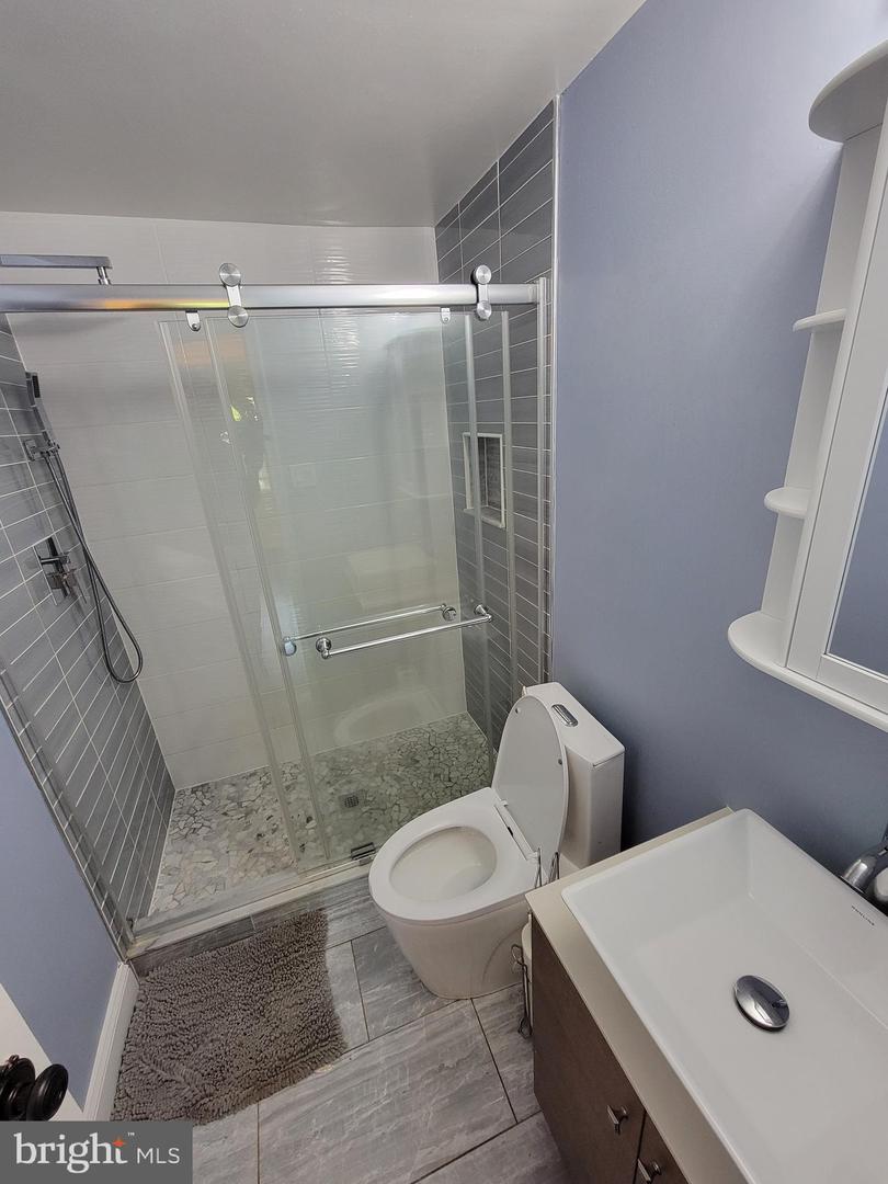 12703 LONGLEAF LN, HERNDON, Virginia 20170, 2 Bedrooms Bedrooms, ,1 BathroomBathrooms,Residential,For sale,12703 LONGLEAF LN,VAFX2257702 MLS # VAFX2257702
