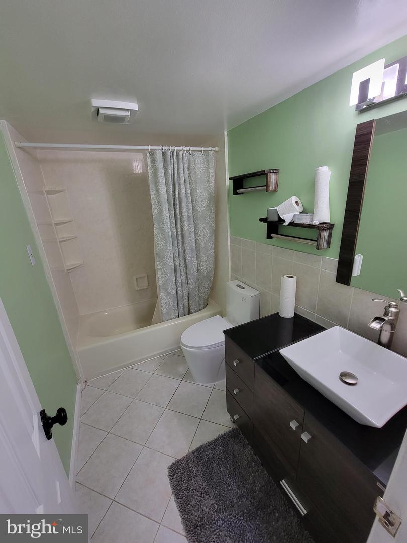 12703 LONGLEAF LN, HERNDON, Virginia 20170, 2 Bedrooms Bedrooms, ,1 BathroomBathrooms,Residential,For sale,12703 LONGLEAF LN,VAFX2257702 MLS # VAFX2257702