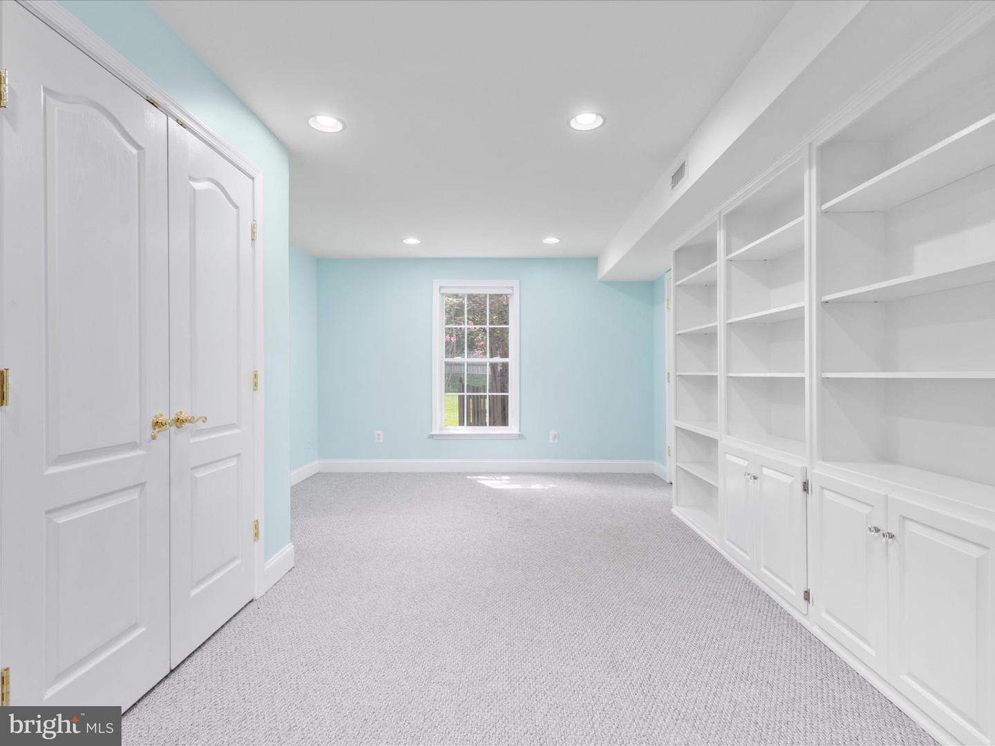 21424 GLEBE VIEW, BROADLANDS, Virginia 20148, 6 Bedrooms Bedrooms, ,4 BathroomsBathrooms,Residential,For sale,21424 GLEBE VIEW,VALO2103208 MLS # VALO2103208