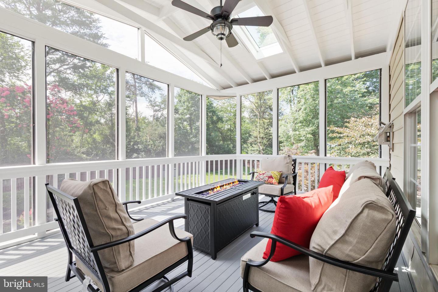 21424 GLEBE VIEW, BROADLANDS, Virginia 20148, 6 Bedrooms Bedrooms, ,4 BathroomsBathrooms,Residential,For sale,21424 GLEBE VIEW,VALO2103208 MLS # VALO2103208