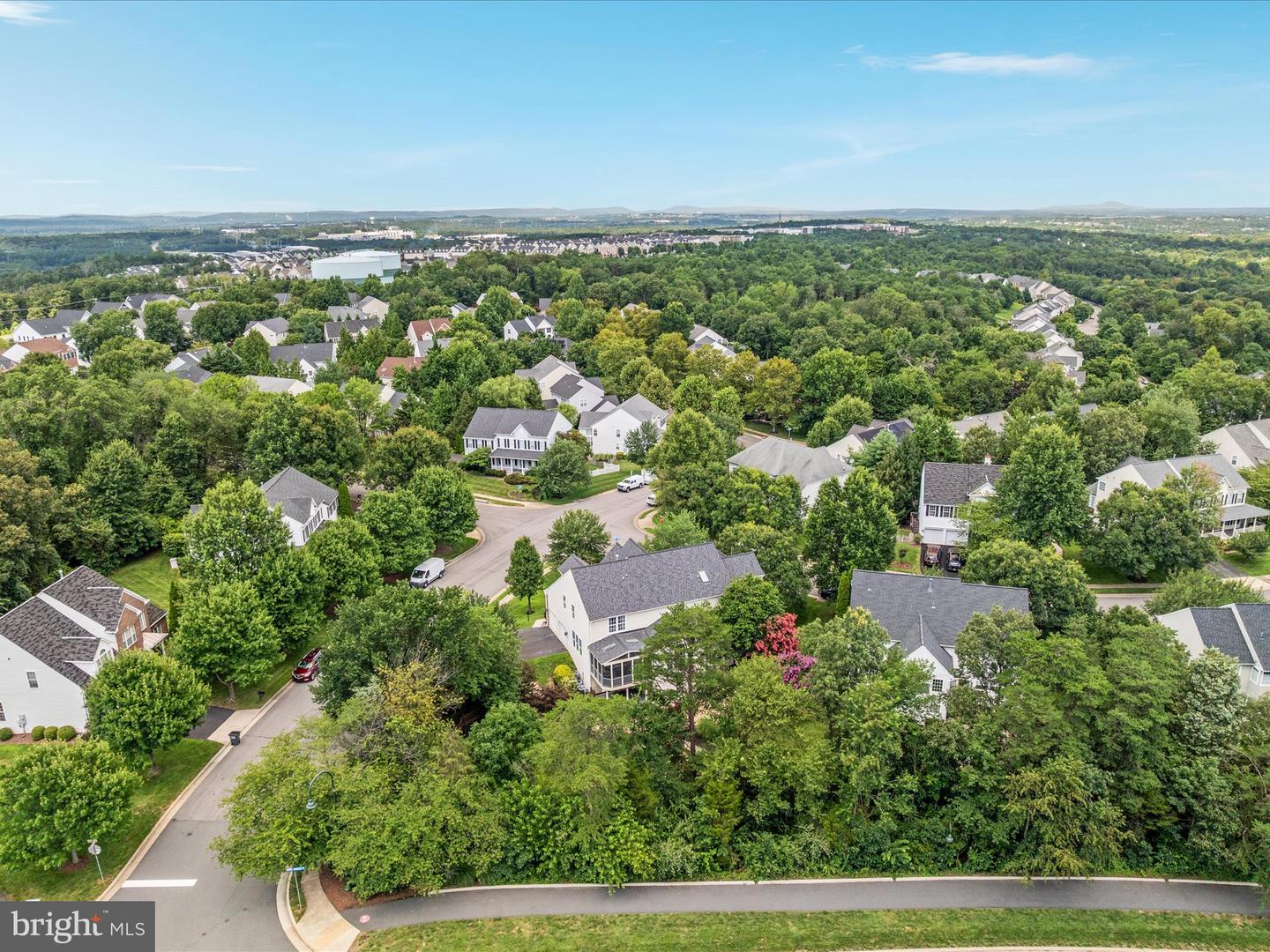 21424 GLEBE VIEW, BROADLANDS, Virginia 20148, 6 Bedrooms Bedrooms, ,4 BathroomsBathrooms,Residential,For sale,21424 GLEBE VIEW,VALO2103208 MLS # VALO2103208