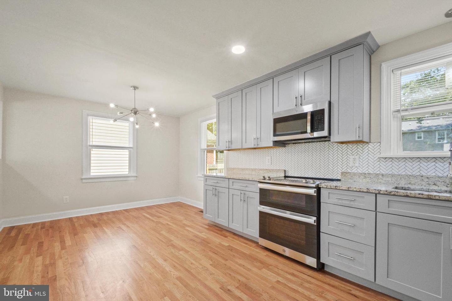 2404 WEDGEWOOD AVE, HENRICO, Virginia 23228, 4 Bedrooms Bedrooms, ,3 BathroomsBathrooms,Residential,For sale,2404 WEDGEWOOD AVE,VAHN2001008 MLS # VAHN2001008