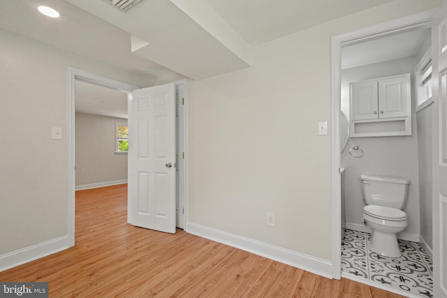 2404 WEDGEWOOD AVE, HENRICO, Virginia 23228, 4 Bedrooms Bedrooms, ,3 BathroomsBathrooms,Residential,For sale,2404 WEDGEWOOD AVE,VAHN2001008 MLS # VAHN2001008