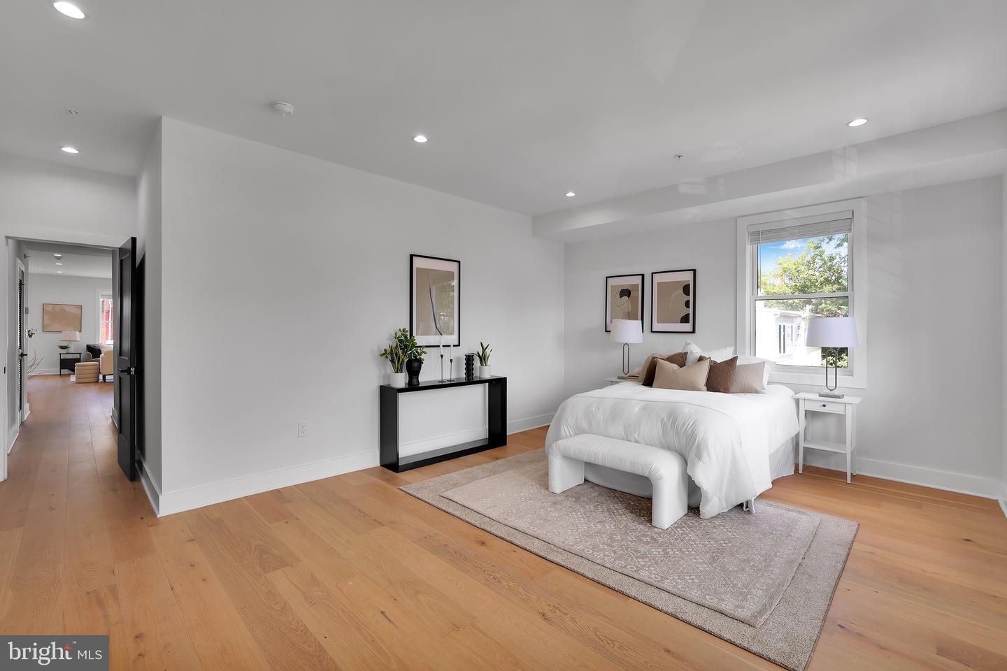 616 NW KENYON ST NW #1, WASHINGTON, District Of Columbia 20010, 5 Bedrooms Bedrooms, ,5 BathroomsBathrooms,Residential,For sale,616 NW KENYON ST NW #1,DCDC2212284 MLS # DCDC2212284