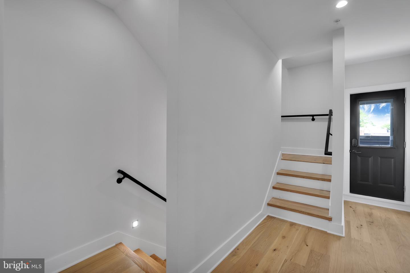 616 NW KENYON ST NW #1, WASHINGTON, District Of Columbia 20010, 5 Bedrooms Bedrooms, ,5 BathroomsBathrooms,Residential,For sale,616 NW KENYON ST NW #1,DCDC2212284 MLS # DCDC2212284