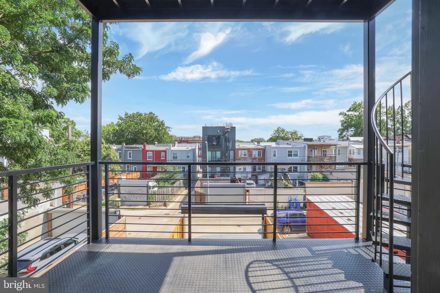 616 NW KENYON ST NW #1, WASHINGTON, District Of Columbia 20010, 5 Bedrooms Bedrooms, ,5 BathroomsBathrooms,Residential,For sale,616 NW KENYON ST NW #1,DCDC2212284 MLS # DCDC2212284