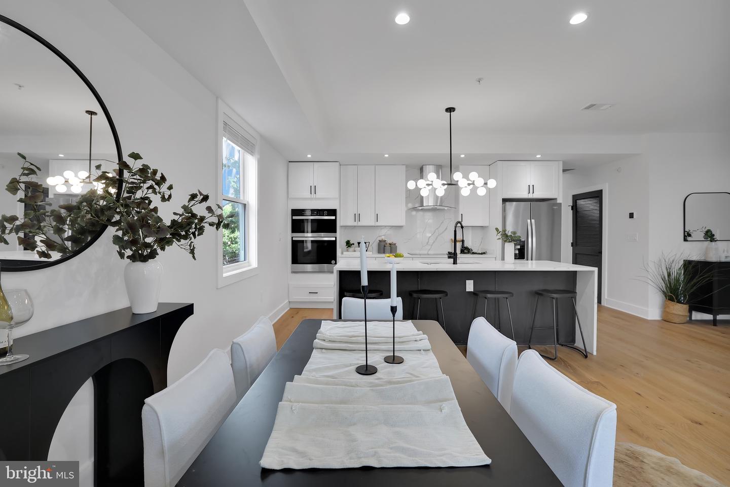 616 NW KENYON ST NW #1, WASHINGTON, District Of Columbia 20010, 5 Bedrooms Bedrooms, ,5 BathroomsBathrooms,Residential,For sale,616 NW KENYON ST NW #1,DCDC2212284 MLS # DCDC2212284