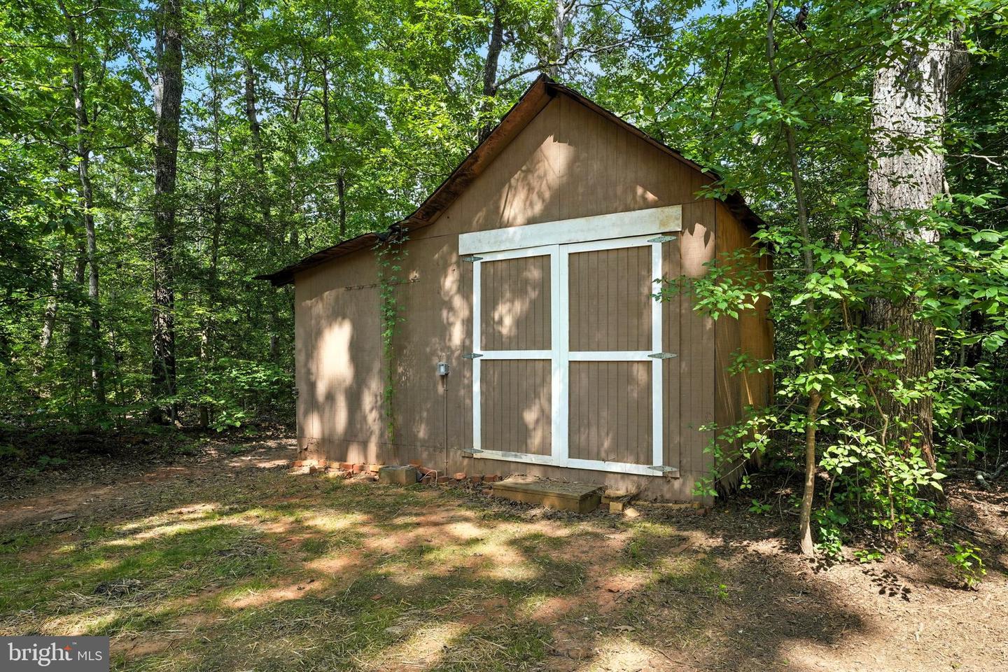 14341 SNAKE CASTLE RD, SUMERDUCK, Virginia 22742, 4 Bedrooms Bedrooms, ,2 BathroomsBathrooms,Residential,For sale,14341 SNAKE CASTLE RD,VAFQ2017628 MLS # VAFQ2017628