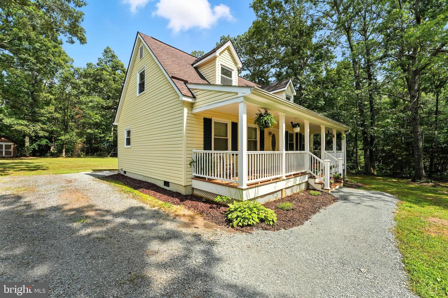 14341 SNAKE CASTLE RD, SUMERDUCK, Virginia 22742, 4 Bedrooms Bedrooms, ,2 BathroomsBathrooms,Residential,For sale,14341 SNAKE CASTLE RD,VAFQ2017628 MLS # VAFQ2017628