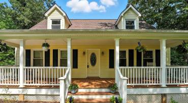 14341 SNAKE CASTLE RD, SUMERDUCK, Virginia 22742, 4 Bedrooms Bedrooms, ,2 BathroomsBathrooms,Residential,For sale,14341 SNAKE CASTLE RD,VAFQ2017628 MLS # VAFQ2017628