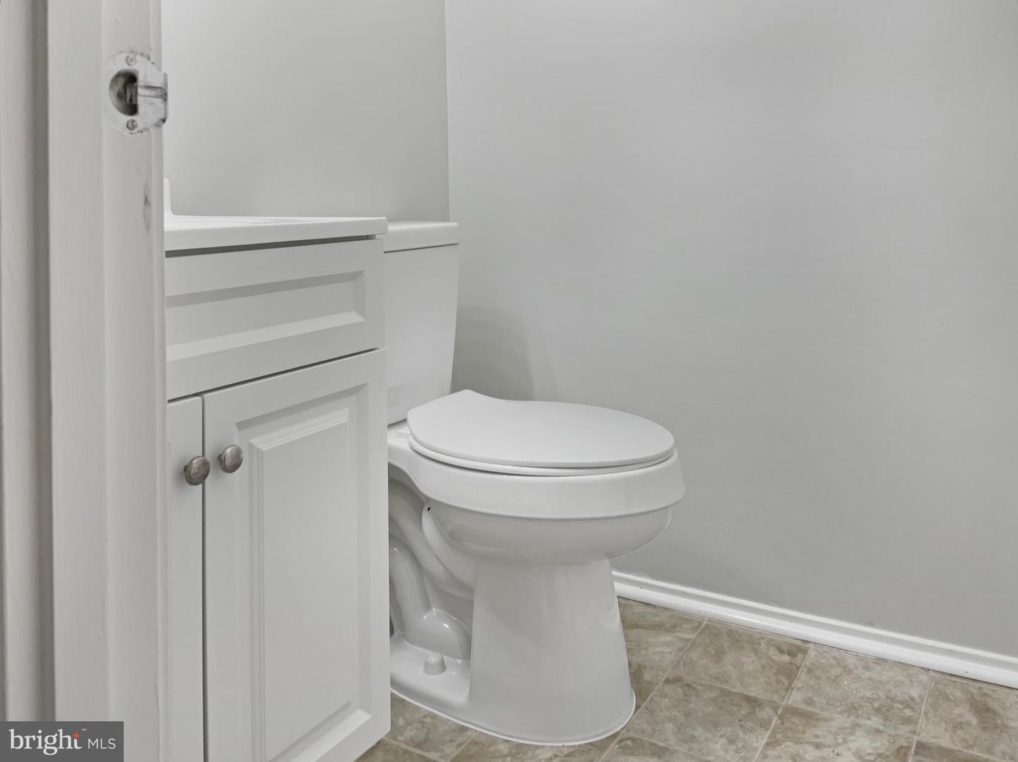1700 TYVALE CT, VIENNA, Virginia 22182, 4 Bedrooms Bedrooms, ,3 BathroomsBathrooms,Residential,For sale,1700 TYVALE CT,VAFX2257832 MLS # VAFX2257832