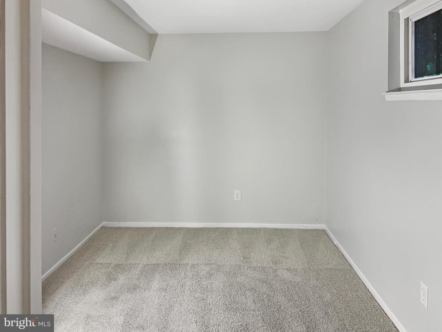 1700 TYVALE CT, VIENNA, Virginia 22182, 4 Bedrooms Bedrooms, ,3 BathroomsBathrooms,Residential,For sale,1700 TYVALE CT,VAFX2257832 MLS # VAFX2257832