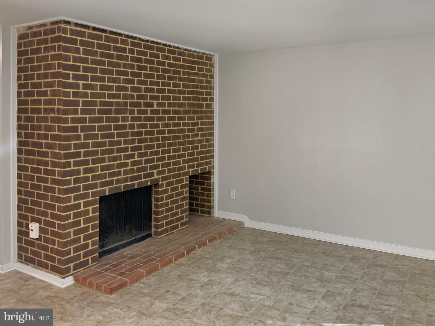 1700 TYVALE CT, VIENNA, Virginia 22182, 4 Bedrooms Bedrooms, ,3 BathroomsBathrooms,Residential,For sale,1700 TYVALE CT,VAFX2257832 MLS # VAFX2257832