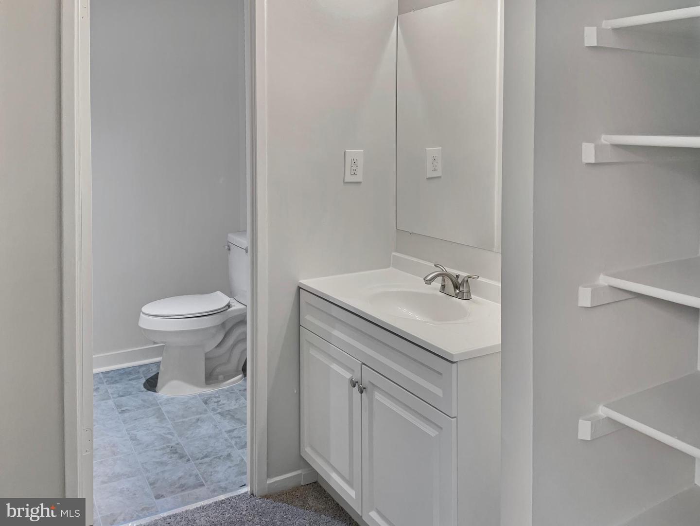 1700 TYVALE CT, VIENNA, Virginia 22182, 4 Bedrooms Bedrooms, ,3 BathroomsBathrooms,Residential,For sale,1700 TYVALE CT,VAFX2257832 MLS # VAFX2257832