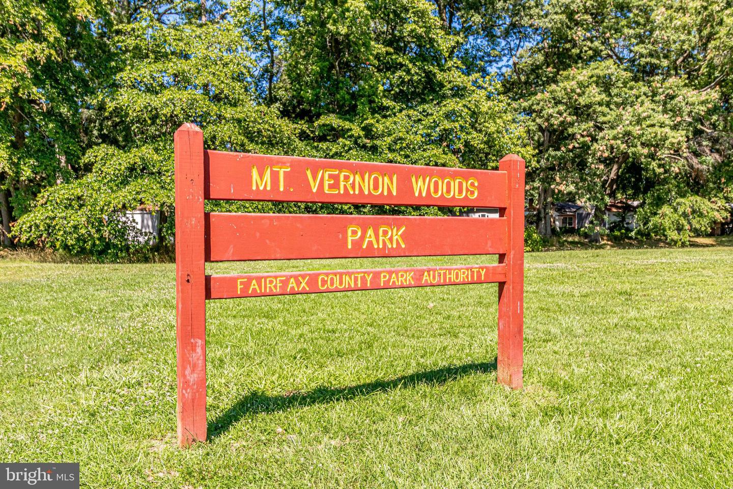 3925 WOODHUE PL #9, ALEXANDRIA, Virginia 22309, 2 Bedrooms Bedrooms, ,1 BathroomBathrooms,Residential,For sale,3925 WOODHUE PL #9,VAFX2257838 MLS # VAFX2257838