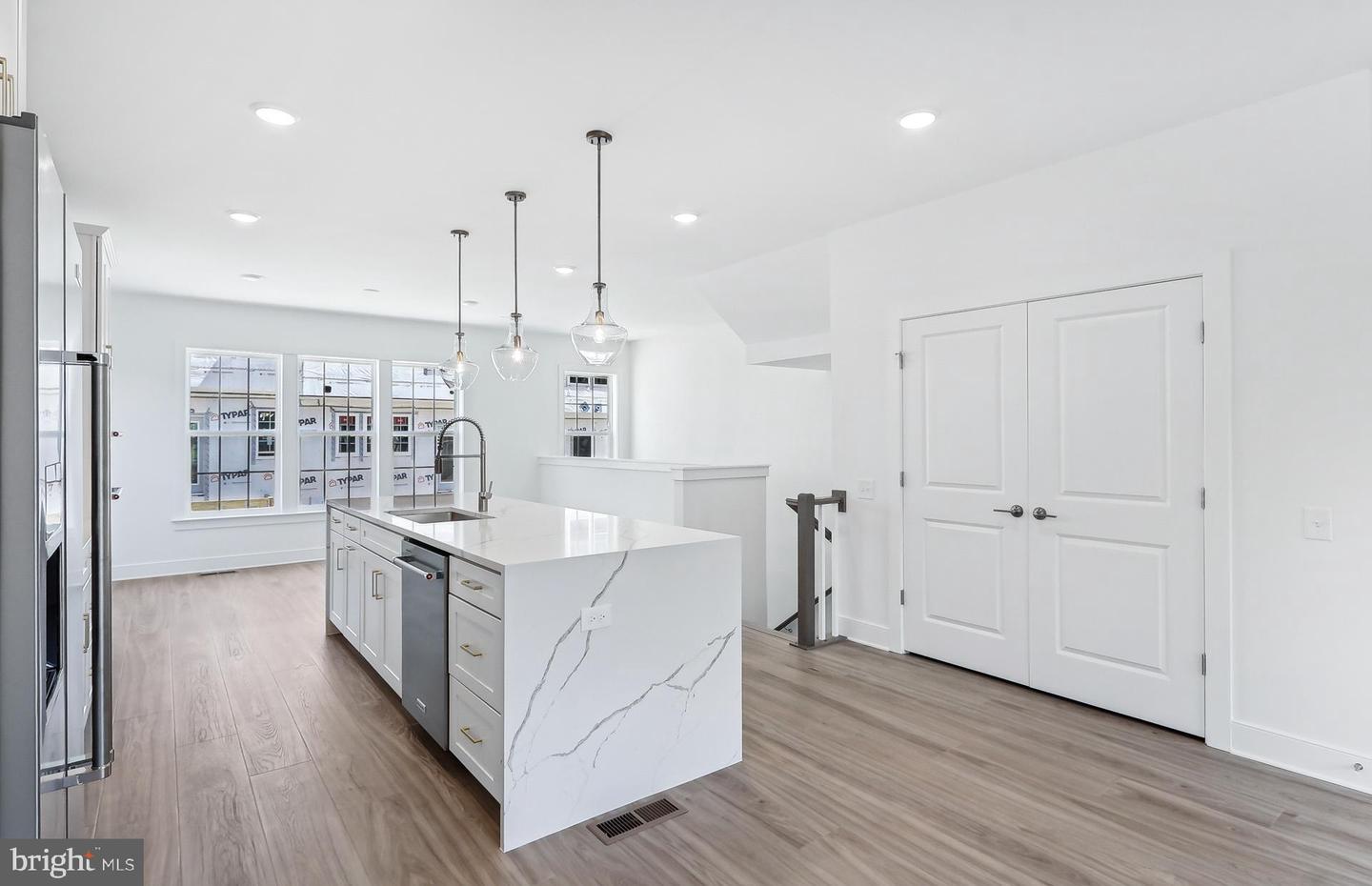 10812 WILLOW TER, FAIRFAX, Virginia 22030, 4 Bedrooms Bedrooms, ,4 BathroomsBathrooms,Residential,For sale,10812 WILLOW TER,VAFX2257850 MLS # VAFX2257850
