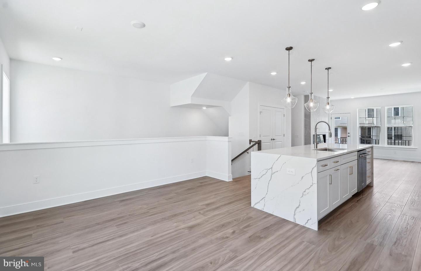 10812 WILLOW TER, FAIRFAX, Virginia 22030, 4 Bedrooms Bedrooms, ,4 BathroomsBathrooms,Residential,For sale,10812 WILLOW TER,VAFX2257850 MLS # VAFX2257850