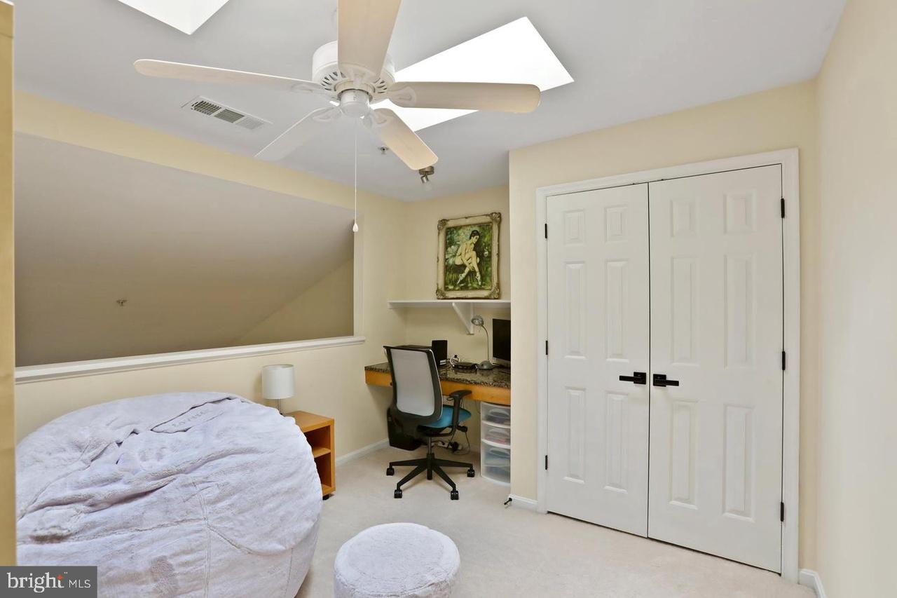 5142-UNIT M BRITTNEY ELYSE CIR #M, CENTREVILLE, Virginia 20120, 2 Bedrooms Bedrooms, ,2 BathroomsBathrooms,Residential,For sale,5142-UNIT M BRITTNEY ELYSE CIR #M,VAFX2257856 MLS # VAFX2257856