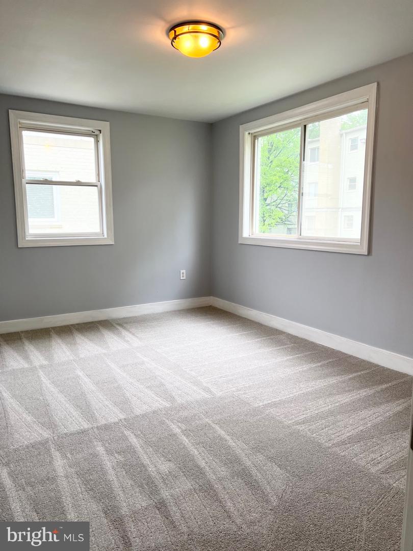 2841 GAINESVILLE ST SE #203, WASHINGTON, District Of Columbia 20020, 2 Bedrooms Bedrooms, ,1 BathroomBathrooms,Residential,For sale,2841 GAINESVILLE ST SE #203,DCDC2212318 MLS # DCDC2212318
