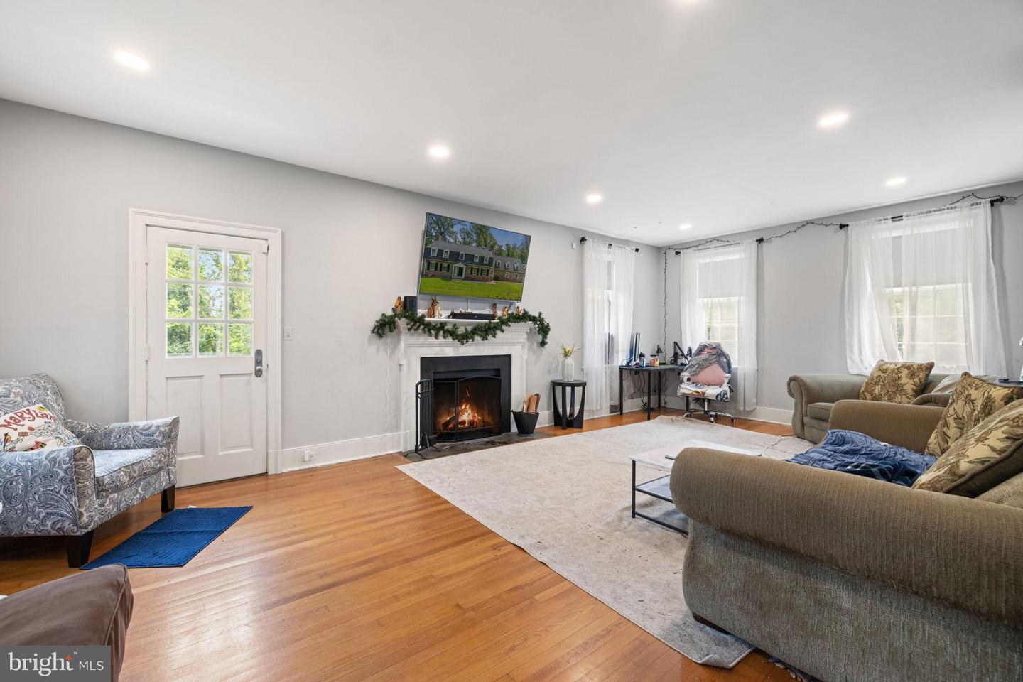 8385 JAMES MADISON HWY, WARRENTON, Virginia 20186, 4 Bedrooms Bedrooms, ,3 BathroomsBathrooms,Residential,For sale,8385 JAMES MADISON HWY,VAFQ2017630 MLS # VAFQ2017630