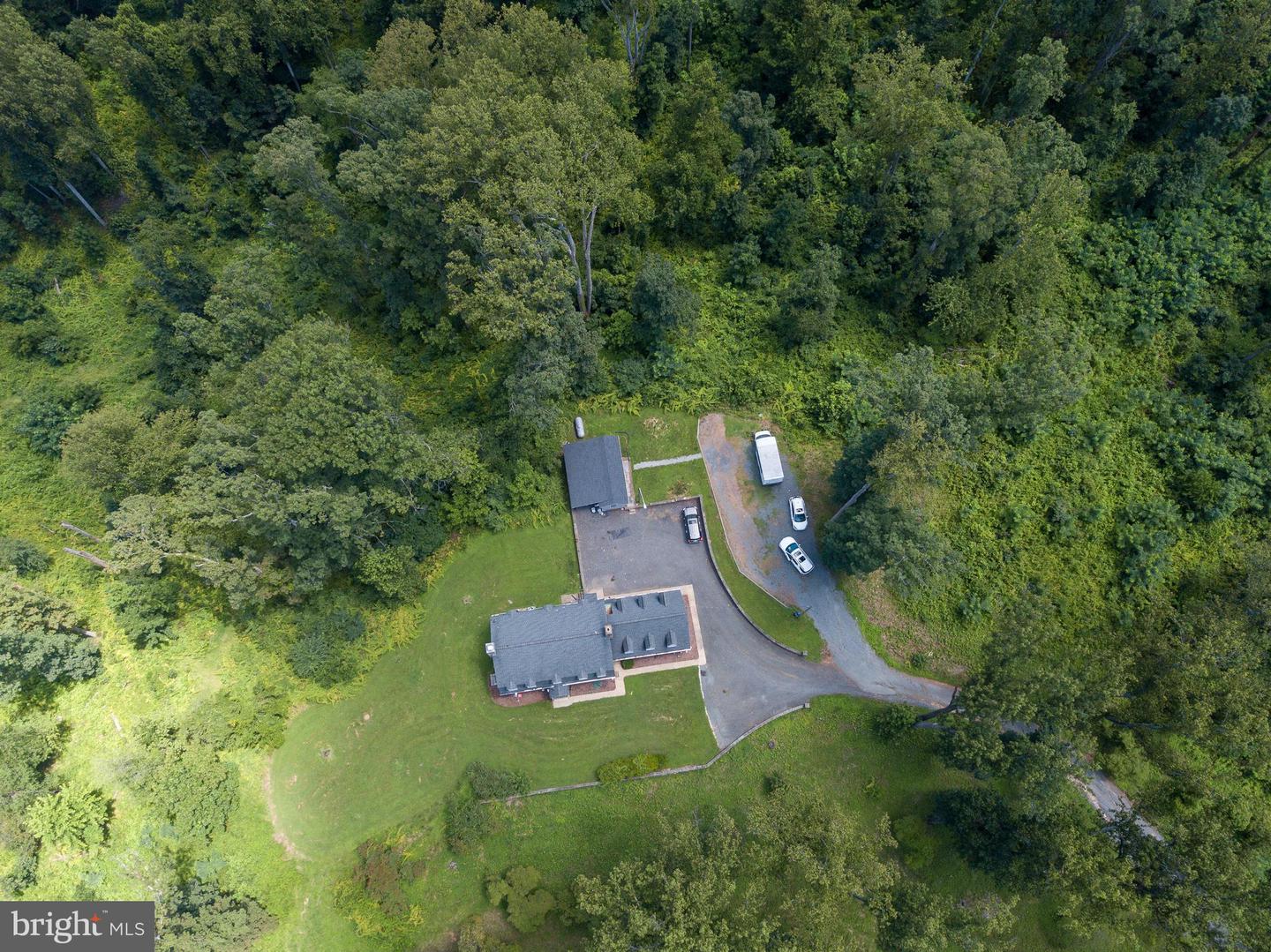 8385 JAMES MADISON HWY, WARRENTON, Virginia 20186, 4 Bedrooms Bedrooms, ,3 BathroomsBathrooms,Residential,For sale,8385 JAMES MADISON HWY,VAFQ2017630 MLS # VAFQ2017630