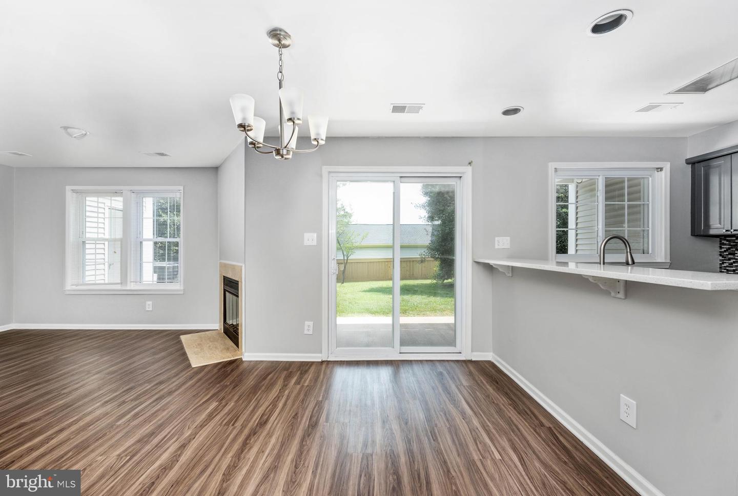 12934 GRAYS POINTE RD #A, FAIRFAX, Virginia 22033, 2 Bedrooms Bedrooms, ,2 BathroomsBathrooms,Residential,For sale,12934 GRAYS POINTE RD #A,VAFX2257862 MLS # VAFX2257862