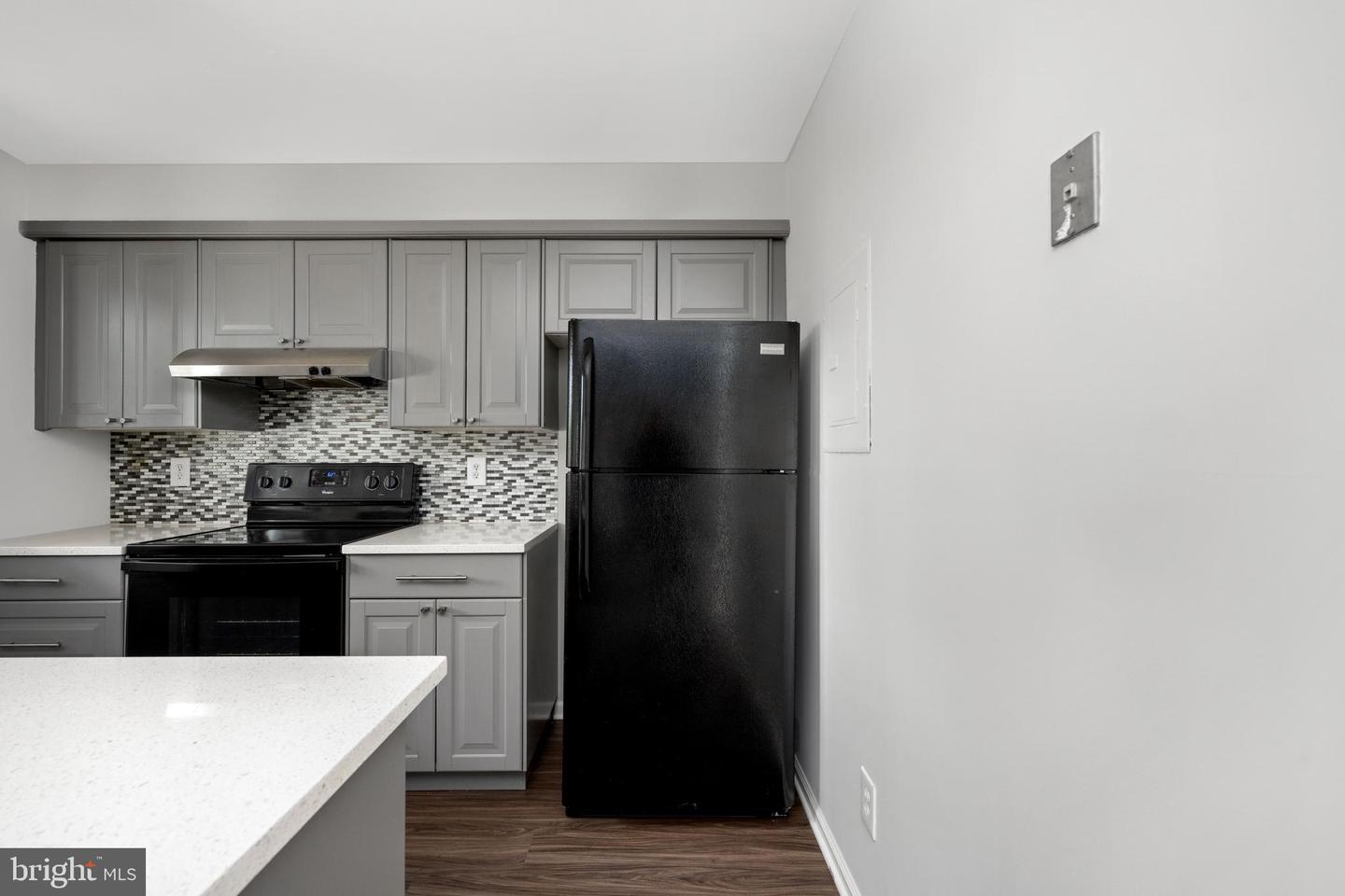 12934 GRAYS POINTE RD #A, FAIRFAX, Virginia 22033, 2 Bedrooms Bedrooms, ,2 BathroomsBathrooms,Residential,For sale,12934 GRAYS POINTE RD #A,VAFX2257862 MLS # VAFX2257862