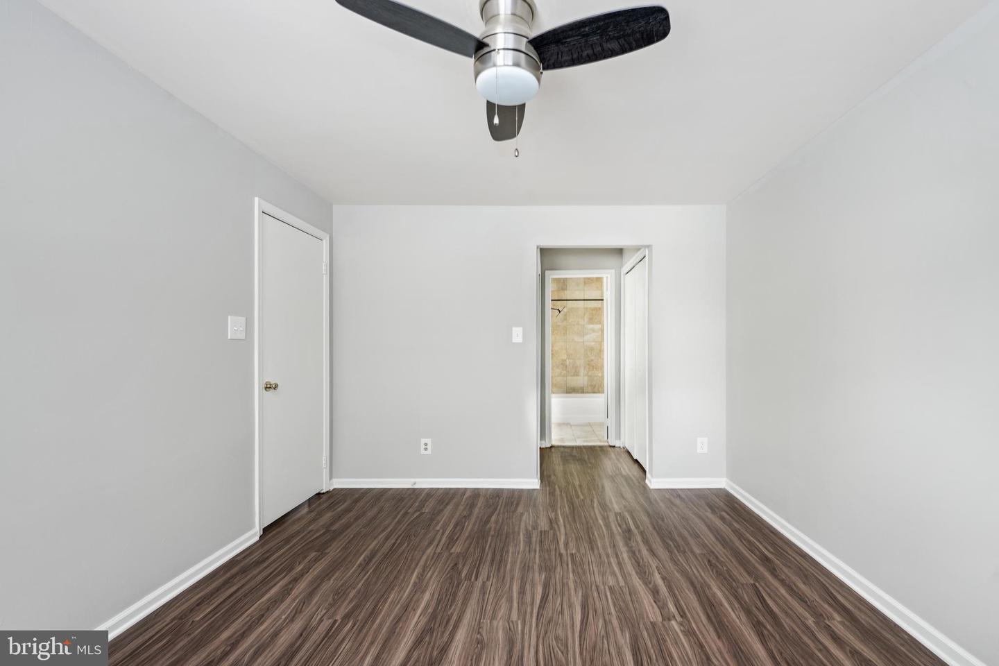 12934 GRAYS POINTE RD #A, FAIRFAX, Virginia 22033, 2 Bedrooms Bedrooms, ,2 BathroomsBathrooms,Residential,For sale,12934 GRAYS POINTE RD #A,VAFX2257862 MLS # VAFX2257862
