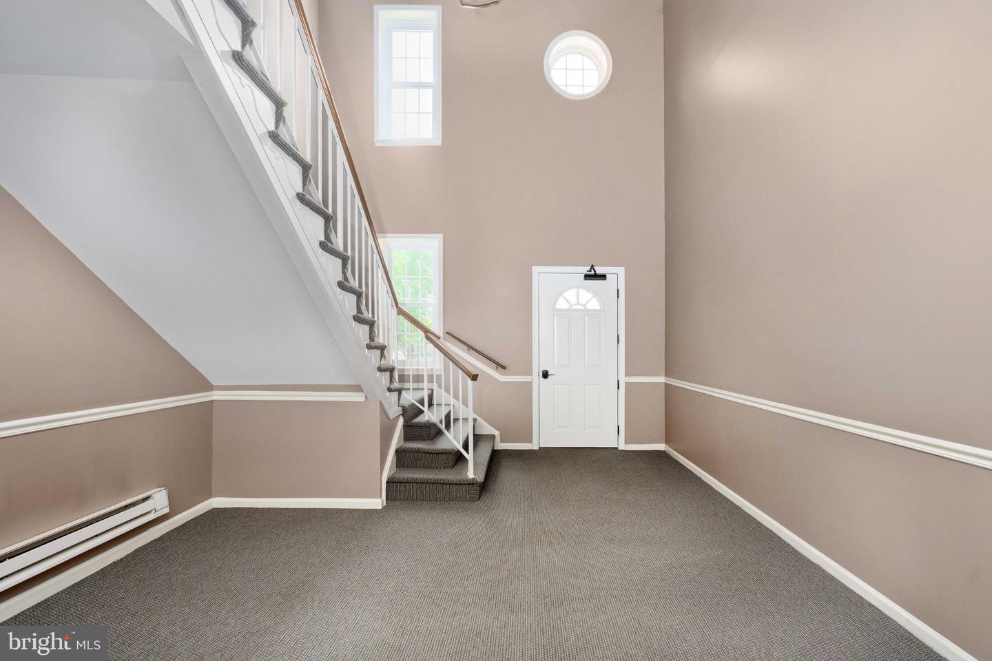 12934 GRAYS POINTE RD #A, FAIRFAX, Virginia 22033, 2 Bedrooms Bedrooms, ,2 BathroomsBathrooms,Residential,For sale,12934 GRAYS POINTE RD #A,VAFX2257862 MLS # VAFX2257862