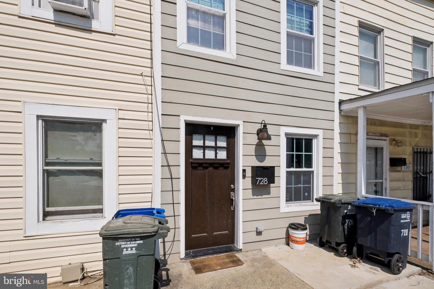 728 19TH ST NE, WASHINGTON, District Of Columbia 20002, 2 Bedrooms Bedrooms, ,2 BathroomsBathrooms,Residential,For sale,728 19TH ST NE,DCDC2212326 MLS # DCDC2212326