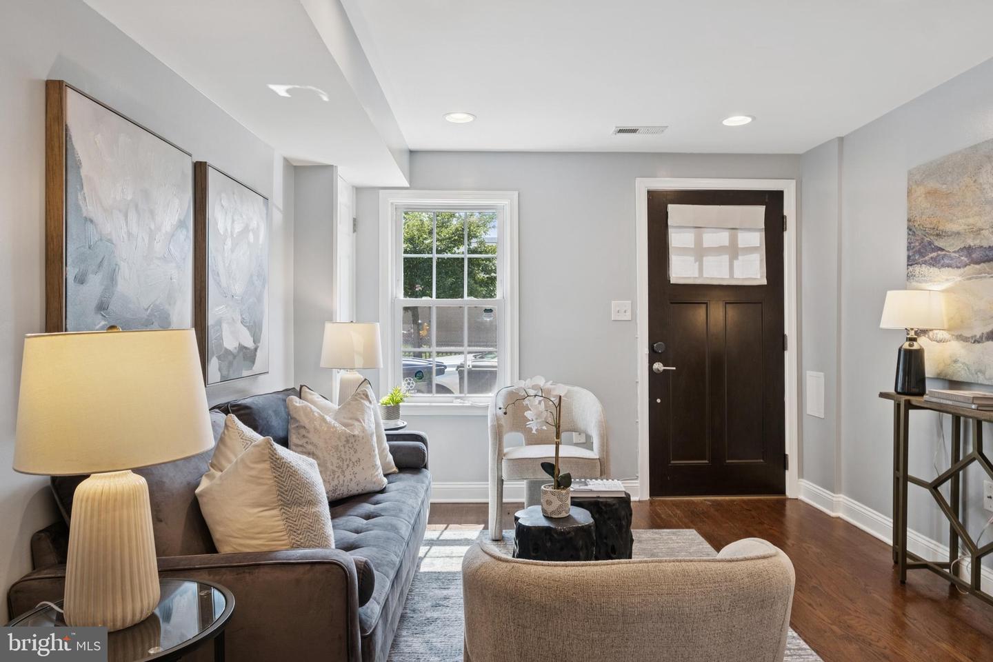 728 19TH ST NE, WASHINGTON, District Of Columbia 20002, 2 Bedrooms Bedrooms, ,2 BathroomsBathrooms,Residential,For sale,728 19TH ST NE,DCDC2212326 MLS # DCDC2212326