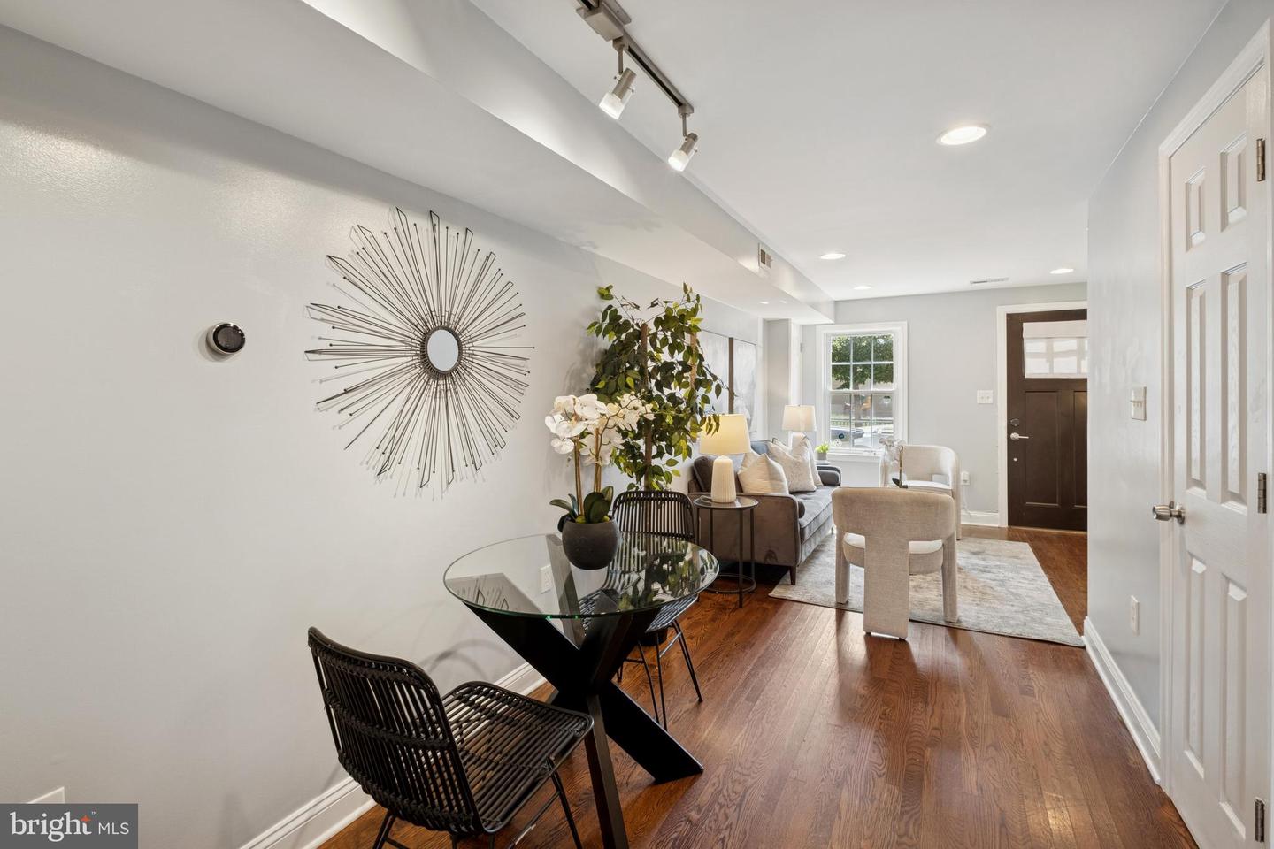 728 19TH ST NE, WASHINGTON, District Of Columbia 20002, 2 Bedrooms Bedrooms, ,2 BathroomsBathrooms,Residential,For sale,728 19TH ST NE,DCDC2212326 MLS # DCDC2212326