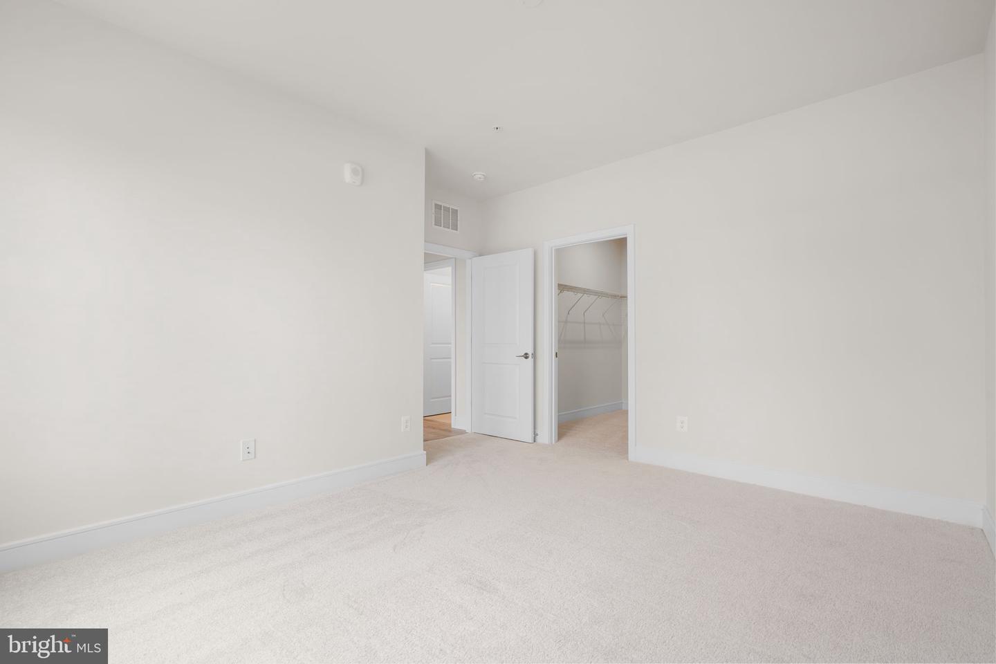 23640 BOLTON CRESCENT TER #13-105, ASHBURN, Virginia 20148, 3 Bedrooms Bedrooms, ,2 BathroomsBathrooms,Residential,For sale,23640 BOLTON CRESCENT TER #13-105,VALO2103254 MLS # VALO2103254