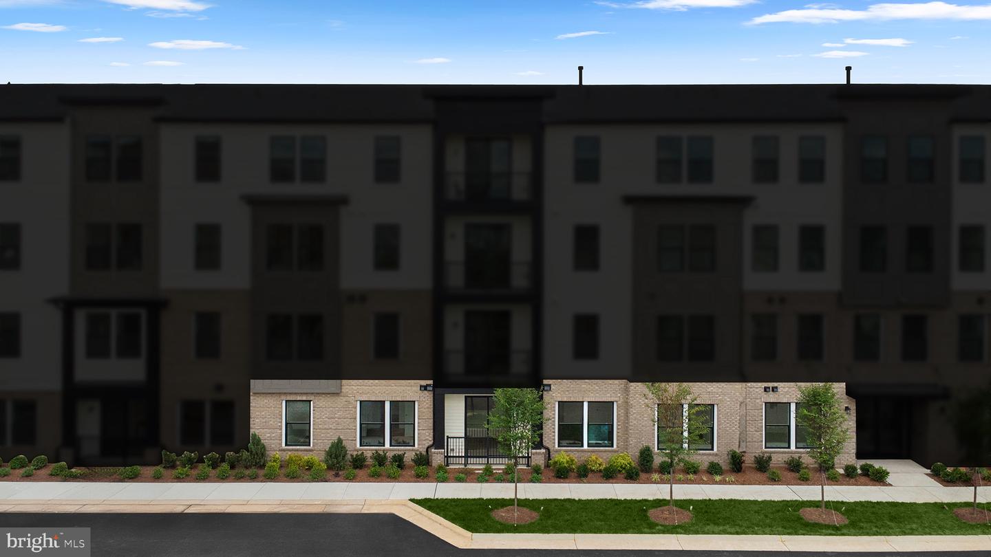 23640 BOLTON CRESCENT TER #13-105, ASHBURN, Virginia 20148, 3 Bedrooms Bedrooms, ,2 BathroomsBathrooms,Residential,For sale,23640 BOLTON CRESCENT TER #13-105,VALO2103254 MLS # VALO2103254