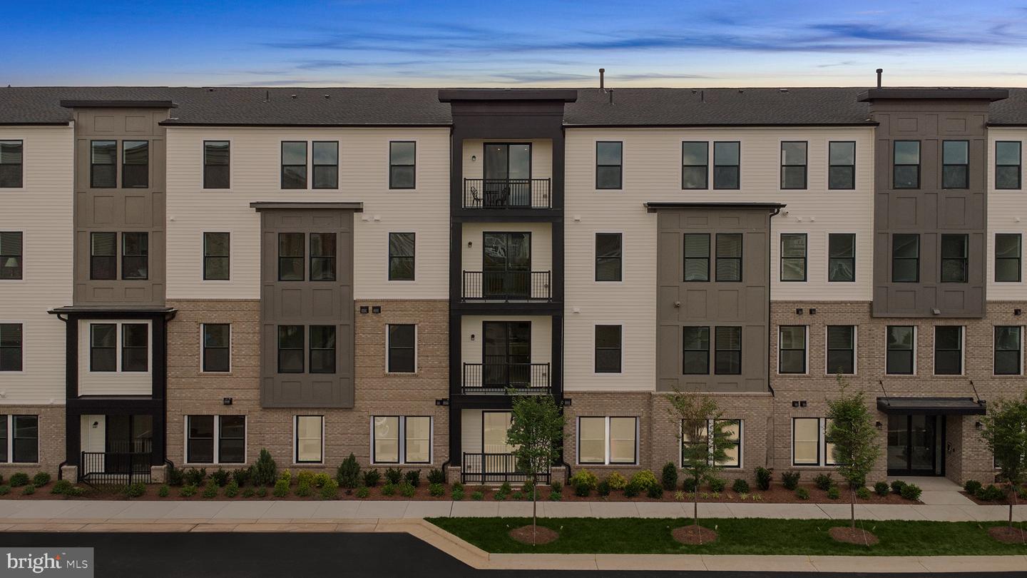 23640 BOLTON CRESCENT TER #13-105, ASHBURN, Virginia 20148, 3 Bedrooms Bedrooms, ,2 BathroomsBathrooms,Residential,For sale,23640 BOLTON CRESCENT TER #13-105,VALO2103254 MLS # VALO2103254