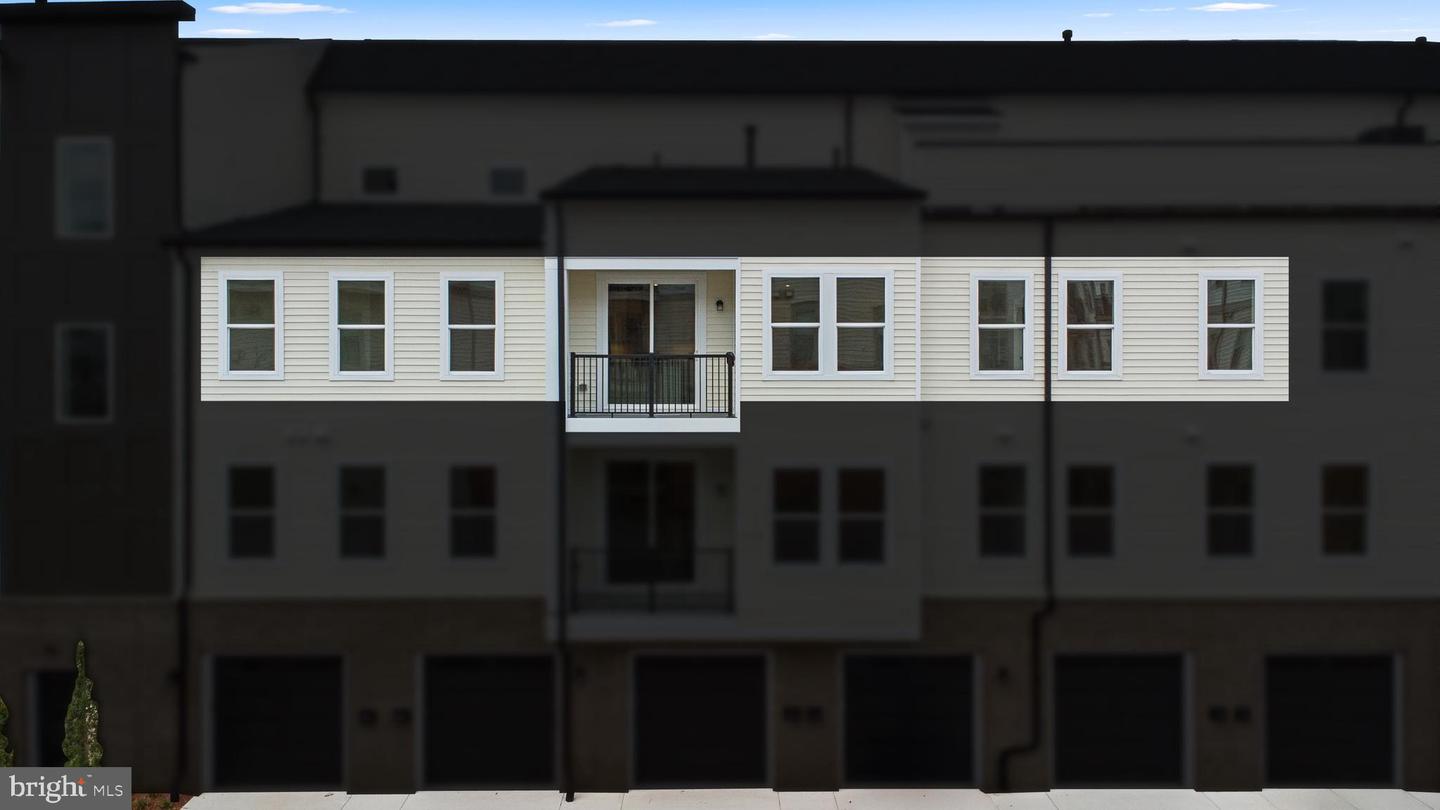 23640 BOLTON CRESCENT TER #13-302, ASHBURN, Virginia 20148, 2 Bedrooms Bedrooms, ,2 BathroomsBathrooms,Residential,For sale,23640 BOLTON CRESCENT TER #13-302,VALO2103256 MLS # VALO2103256