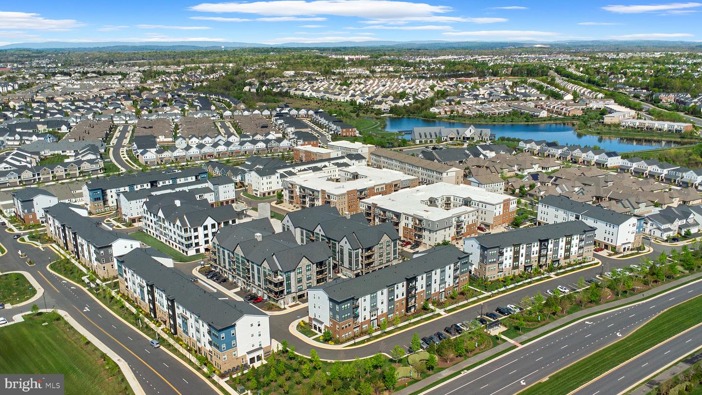 23640 BOLTON CRESCENT TER #13-302, ASHBURN, Virginia 20148, 2 Bedrooms Bedrooms, ,2 BathroomsBathrooms,Residential,For sale,23640 BOLTON CRESCENT TER #13-302,VALO2103256 MLS # VALO2103256