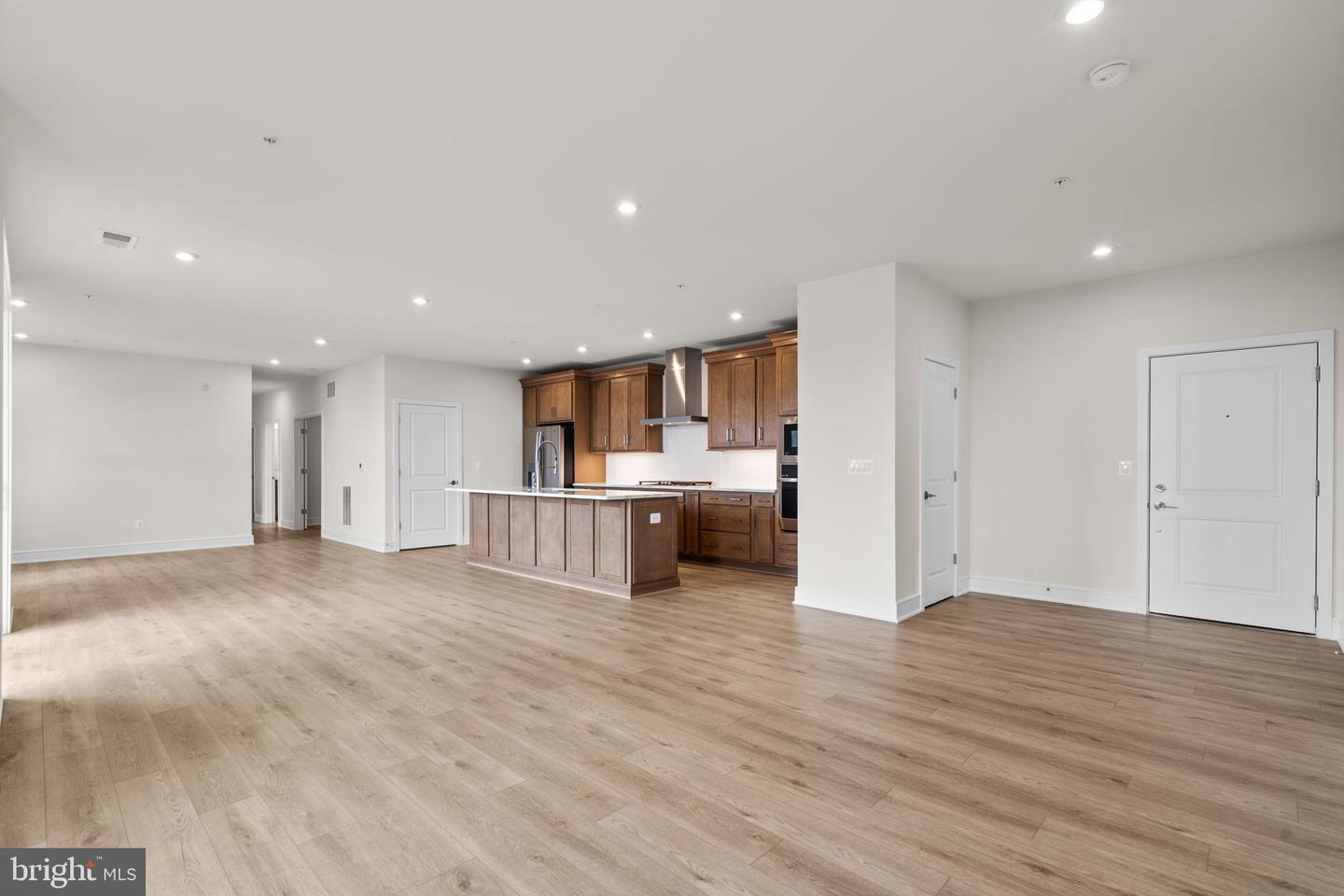 23640 BOLTON CRESCENT TER #13-303, ASHBURN, Virginia 20148, 3 Bedrooms Bedrooms, ,2 BathroomsBathrooms,Residential,For sale,23640 BOLTON CRESCENT TER #13-303,VALO2103258 MLS # VALO2103258