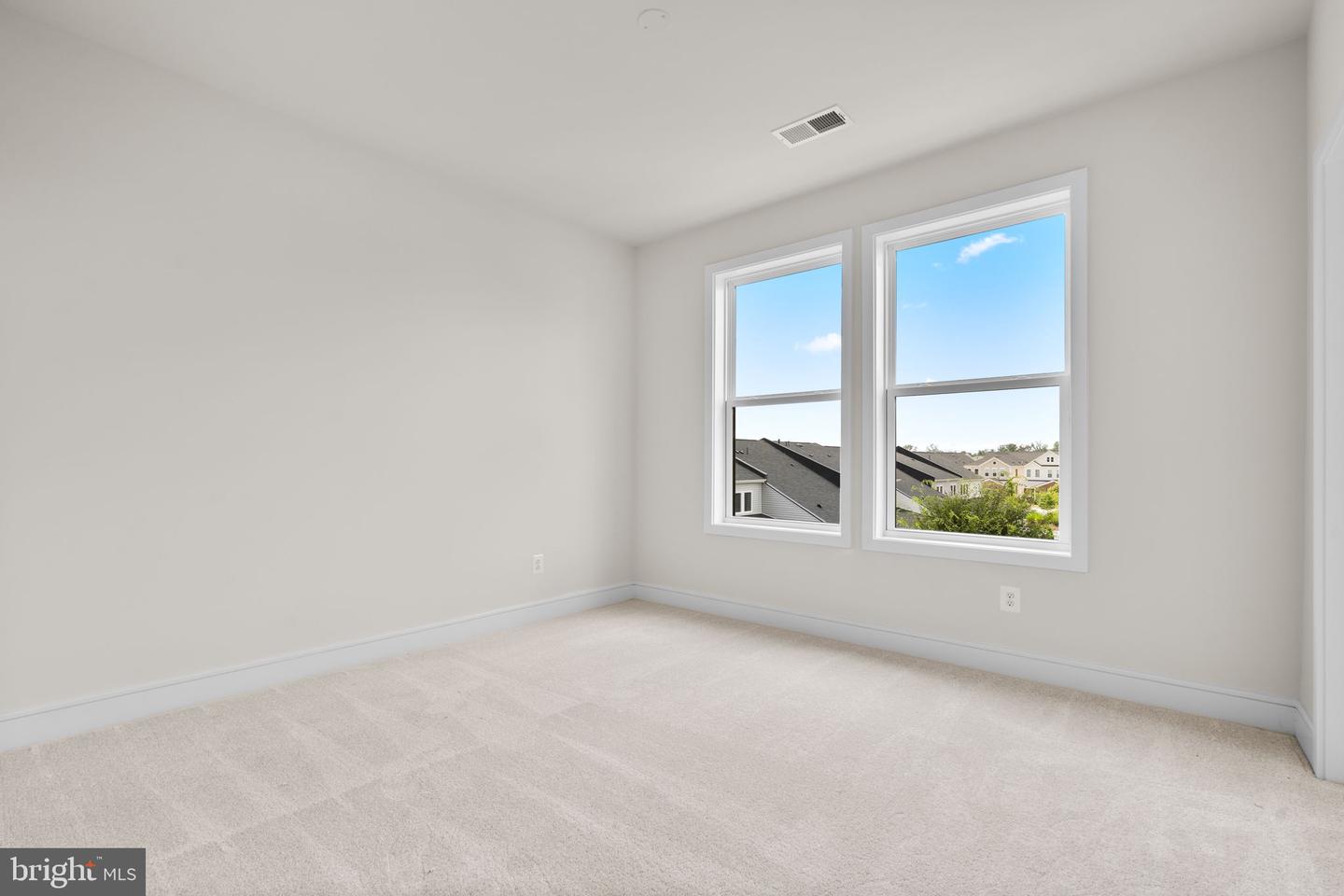 23640 BOLTON CRESCENT TER #13-303, ASHBURN, Virginia 20148, 3 Bedrooms Bedrooms, ,2 BathroomsBathrooms,Residential,For sale,23640 BOLTON CRESCENT TER #13-303,VALO2103258 MLS # VALO2103258